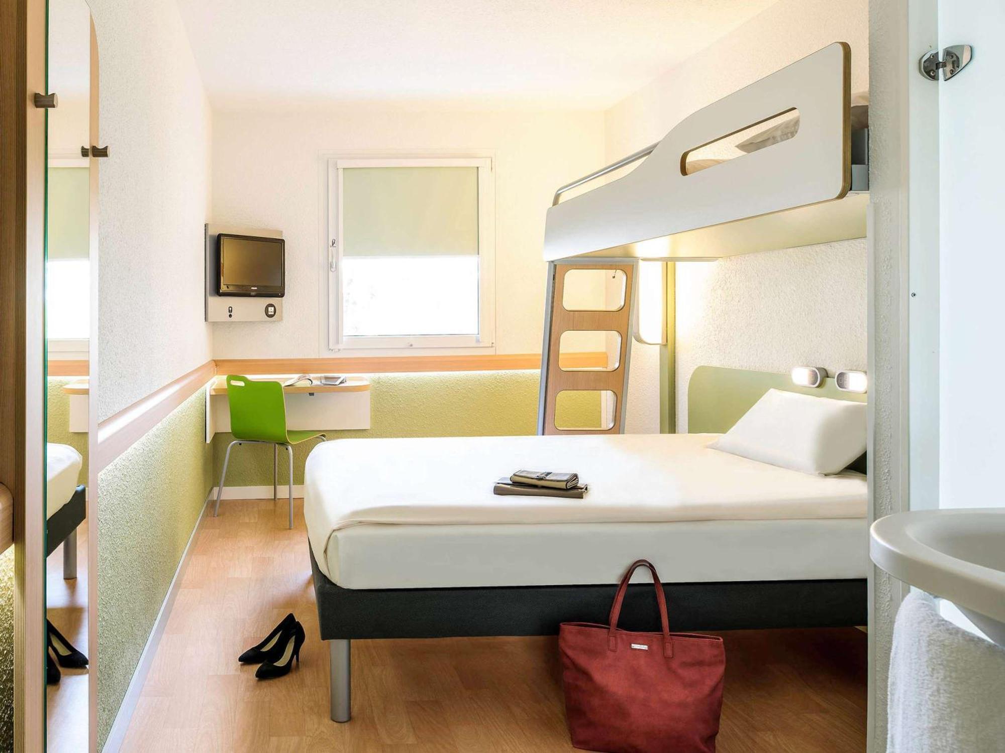 Ibis Budget Noyon Dış mekan fotoğraf